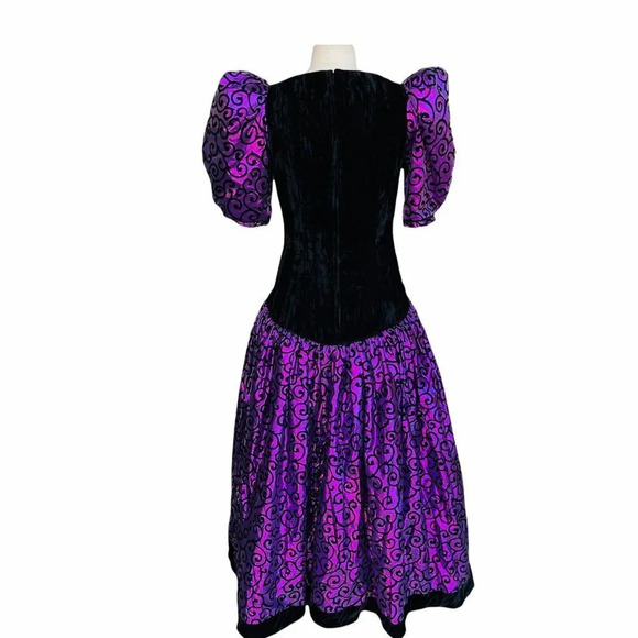 JAN BARBOGLIO CRISTINA Sz 8 Black Purple Swirled Puff Sleeve Princess Ball Gown - Picture 2 of 4
